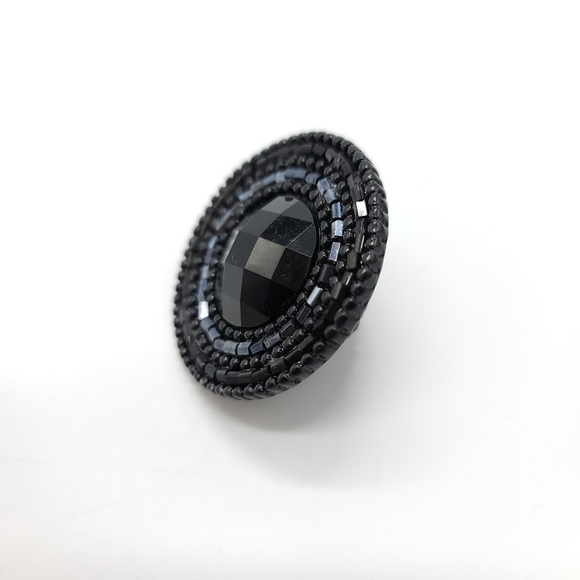 Black rhinestone beaded stretch ring - Picture 4 of 6